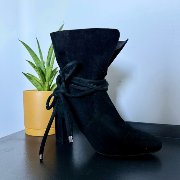 Alexandre Birman black suede wrap tie block heel boots – size 39.5 (US 8.5 - 9) - Picture 3 of 7